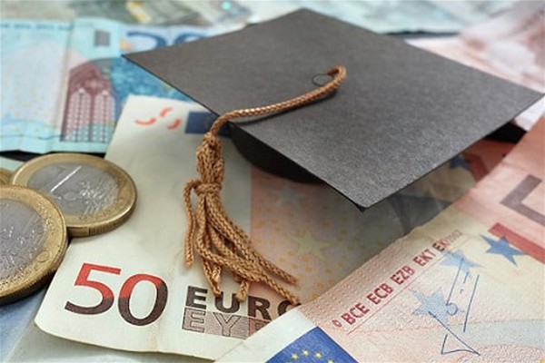 Borsa di studio per studenti della scuola media secondaria di primo grado meritevoli